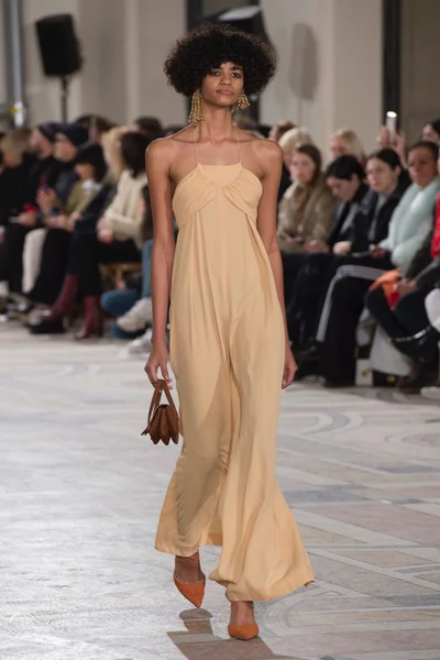 Look 55